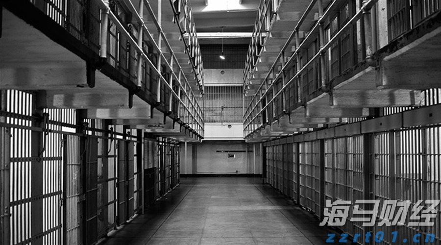 特朗普下令：部署两艘核潜艇