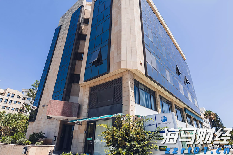 廉江市跑步运动协会：步履铿锵心向党