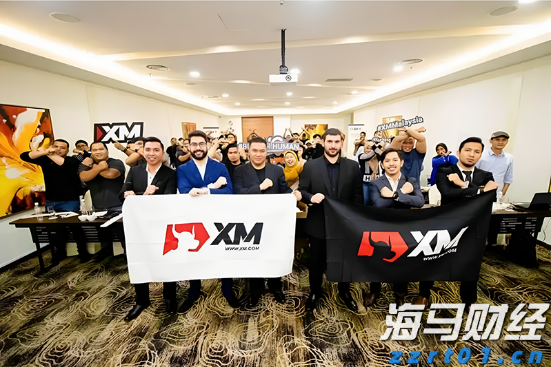 A股午评 | 沪指半日上涨0.48% 激战3600点 海南自贸区概念飙涨