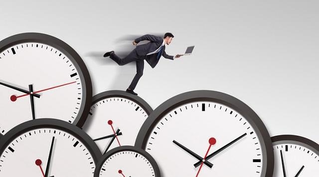 广式仪式感,广州市民茶楼观看阅兵直播